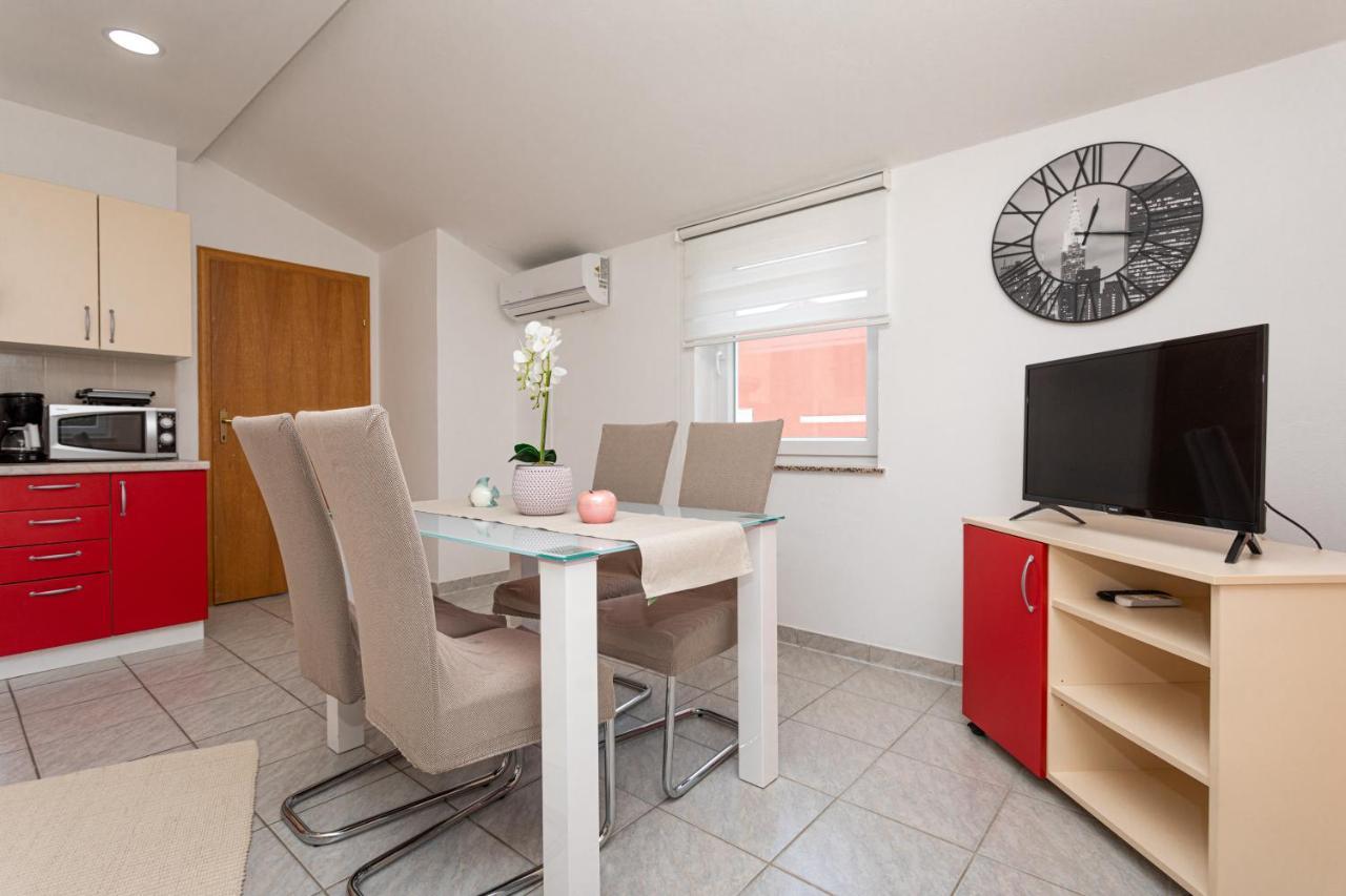 Apartments La Natalli บัชกา ภายนอก รูปภาพ