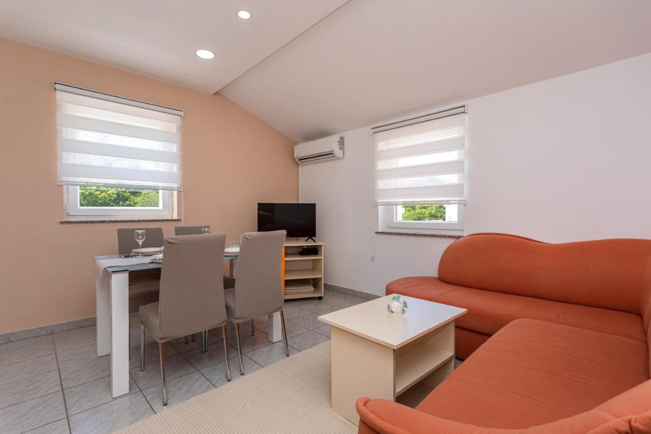 Apartments La Natalli บัชกา ภายนอก รูปภาพ