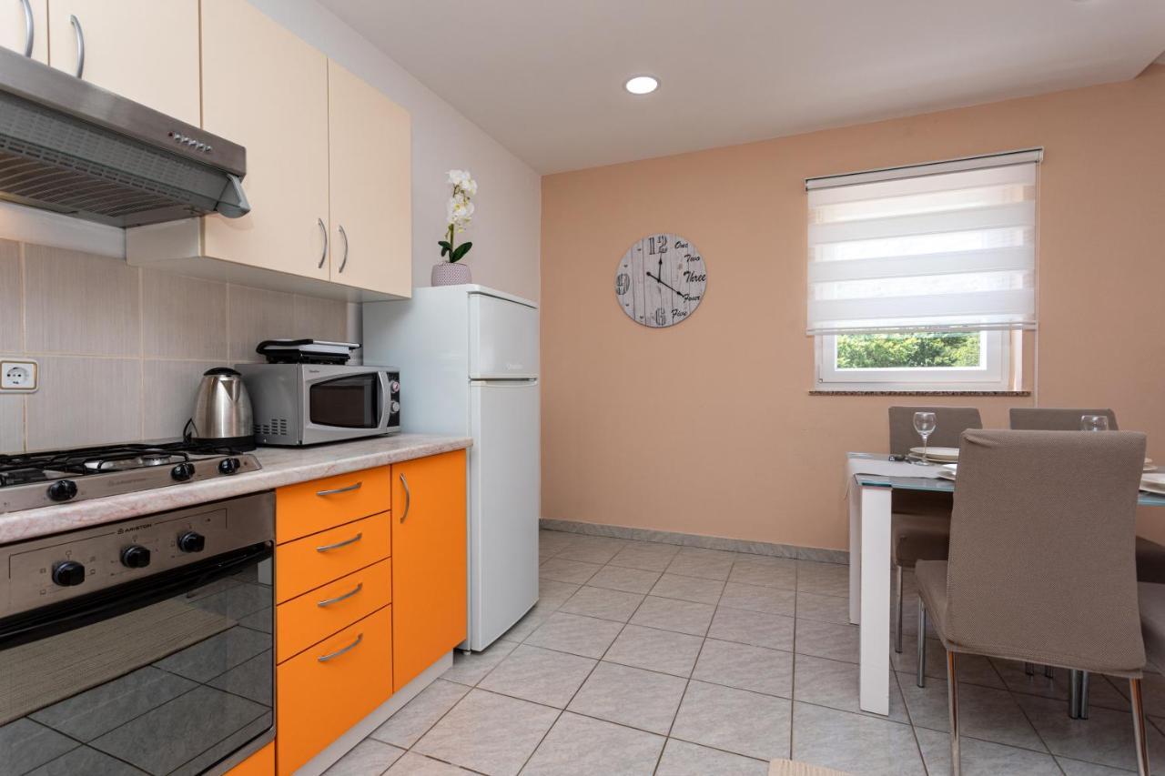 Apartments La Natalli บัชกา ภายนอก รูปภาพ