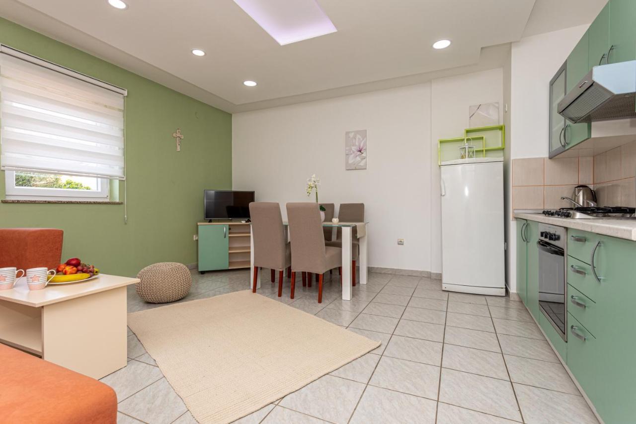 Apartments La Natalli บัชกา ภายนอก รูปภาพ