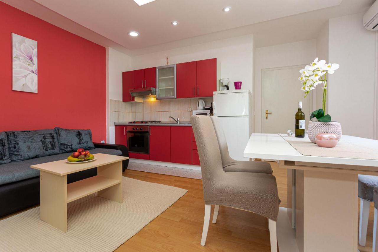 Apartments La Natalli บัชกา ภายนอก รูปภาพ