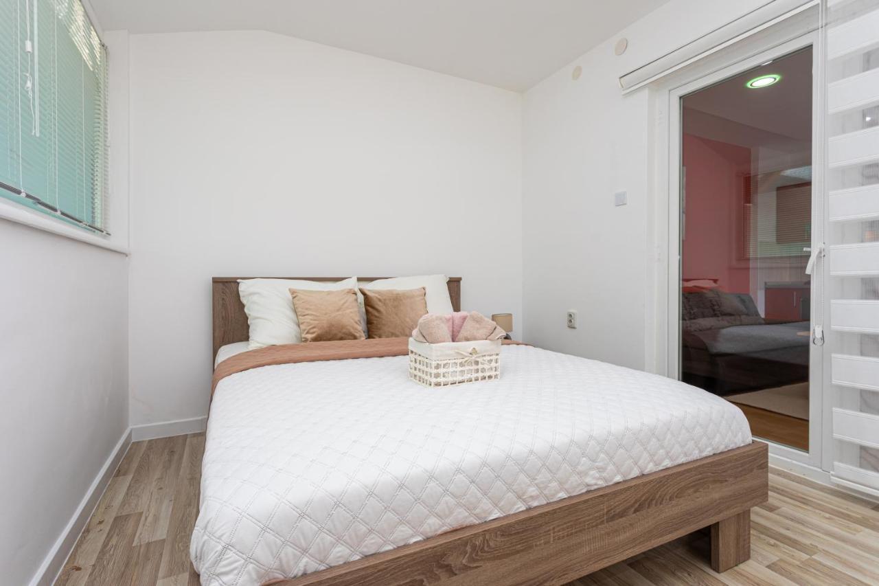 Apartments La Natalli บัชกา ภายนอก รูปภาพ